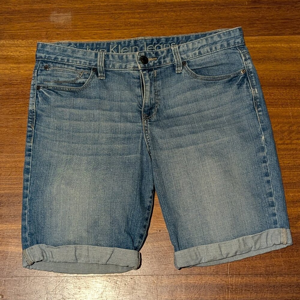 Calvin Klein Boyfriend Jean Shorts-Size 8/29-Good Condition
